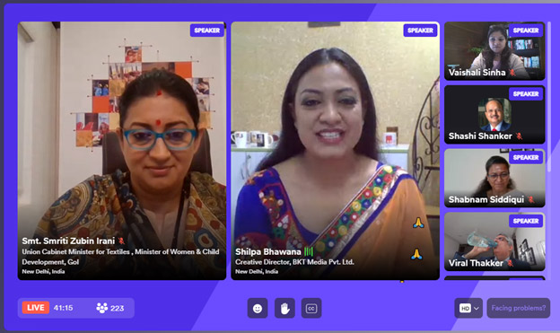 Smriti Zubin Irani and Shilpa Bhawana engaged in candid conversation
