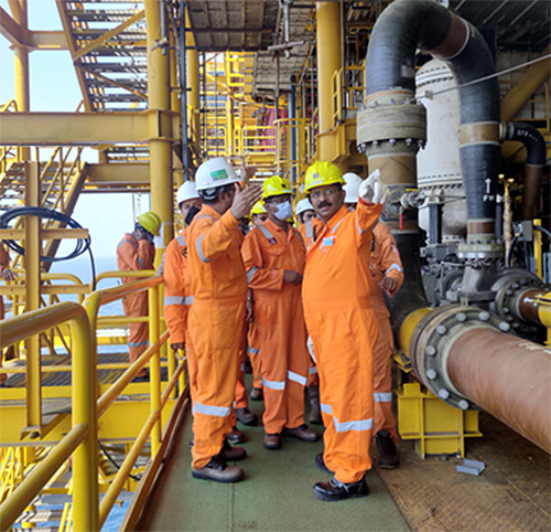 Director (Offshore) visiting the plant area