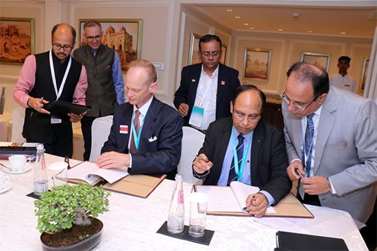 The MoU being endorsed by ONGC Director (Exploration) RK Srivastava and EXXON-Mobil CEO, South Asia William P Davis