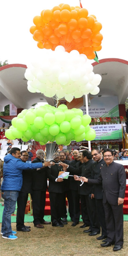 Release of balloon by CMD and the board