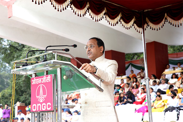 Dinesh K Sarraf addressing the gathering during Independence Day Celebrations at Dehradun