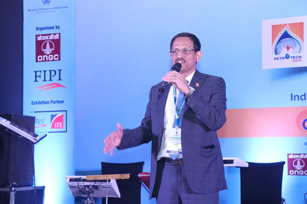 Chairman Exhibition Committee Petrotech 2019 and Director (T&FS) ONGC N C Pandey addressing the gathering at the award ceremony