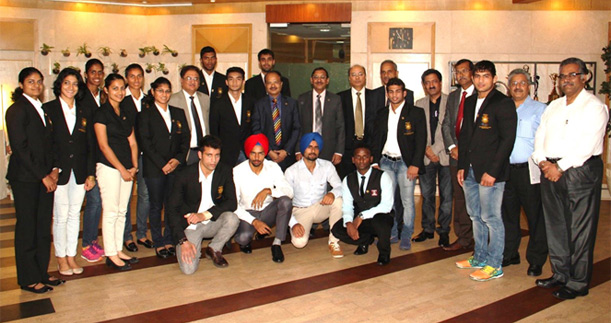 ONGC sportspersons along with management during the felicitation ceremony