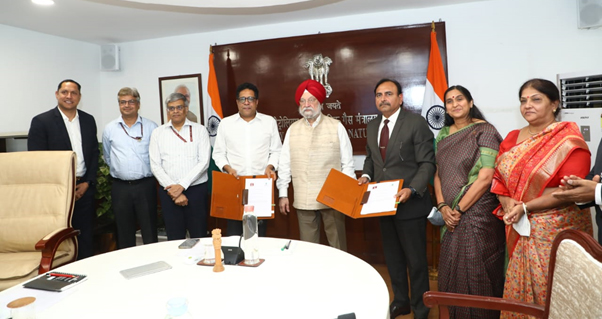 The ONGC-Greenko MoU signed in the presence of Union Minister of Petroleum and Natural Gas