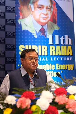 Dr. Vijay Kumar Saraswat delivering the keynote address at the 11<sup>th</sup> Subir Raha Memorial Lecture