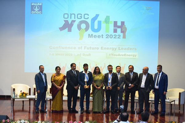 Winners of the Big Youth Debate with Members of EC at the ONGC Youth Meet 2022 Closing Ceremony